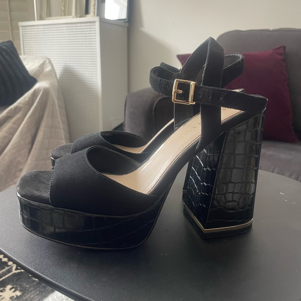 Elegant Black Platform Heels